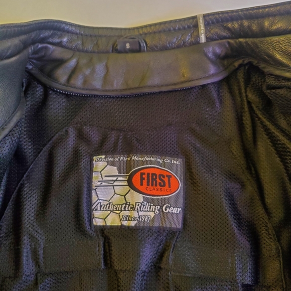 Women's Soft Leather Motorcycle Jacket - Picture 5 of 6